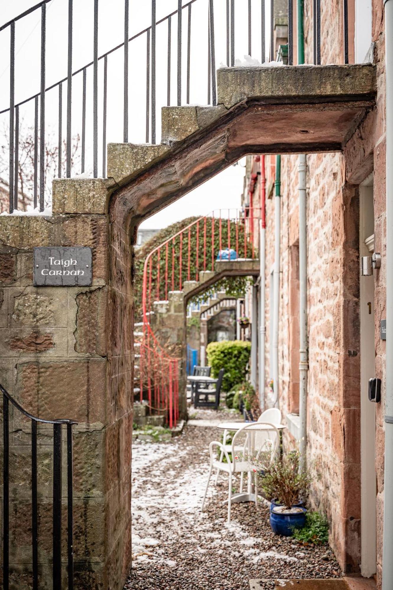 Taigh Carnan Apartment Inverness Luaran gambar